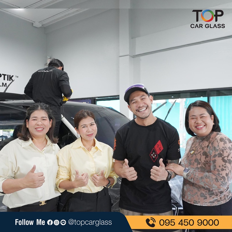 รถตู้ TOYOTA VOXY ติดฟิล์มกรองแสงรถยนต์ V-KOOL BlackxEV