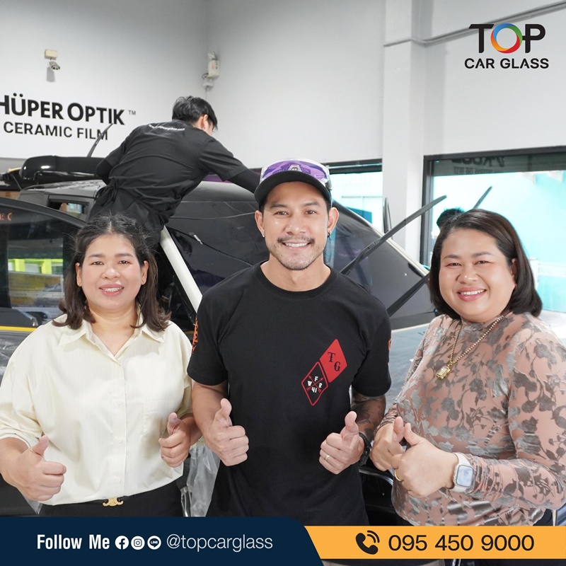 รถตู้ TOYOTA VOXY ติดฟิล์มกรองแสงรถยนต์ V-KOOL BlackxEV